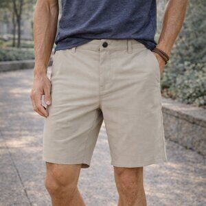 Vuori Men's SZ 34 Aim Shorts 8" In Khaki Lightweight 4-Way Stretch